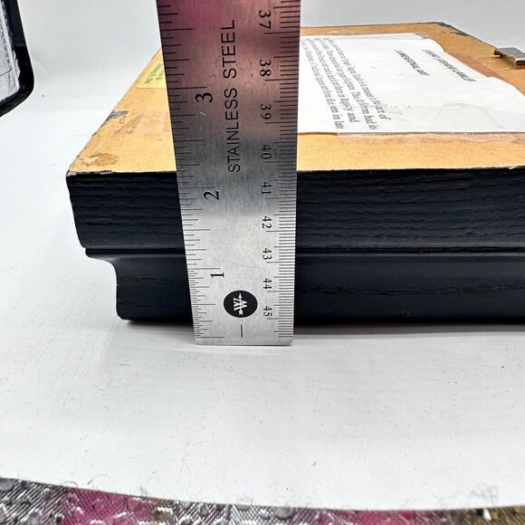 Framed teddy bear Tatebanko handcrafted framed art by ETSUKO (USHIDA) LAWLER - Picture 10 of 10